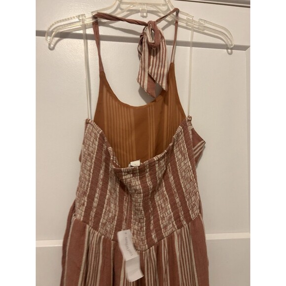 New American Eagle Women’s Mauve Striped Halter Backless Jumpsuit Size Medium - Picture 6 of 7